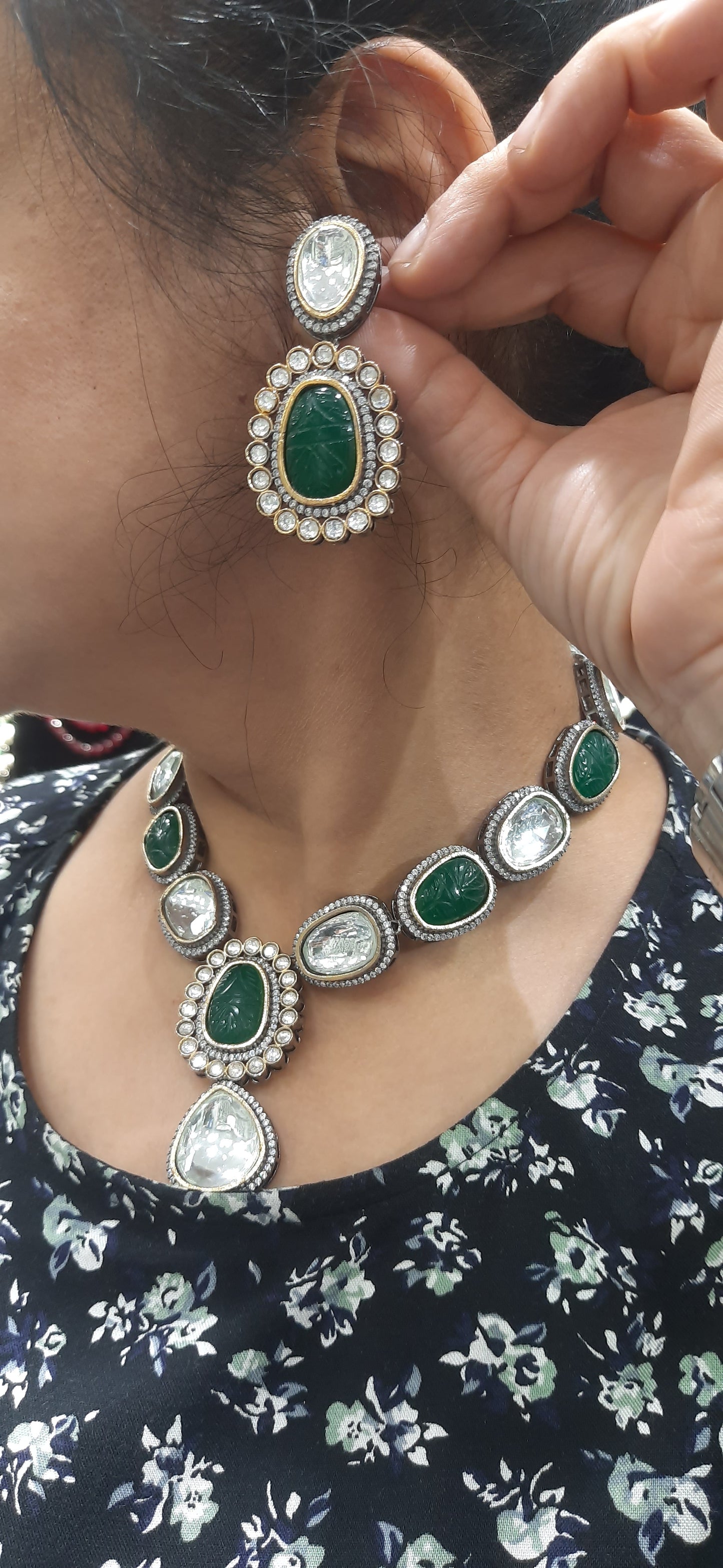 Jewelshingar Fine polki Kundan green panna Emarald onyx Necklace Set In Fine Quality Jewellery ( 193608ACS)
