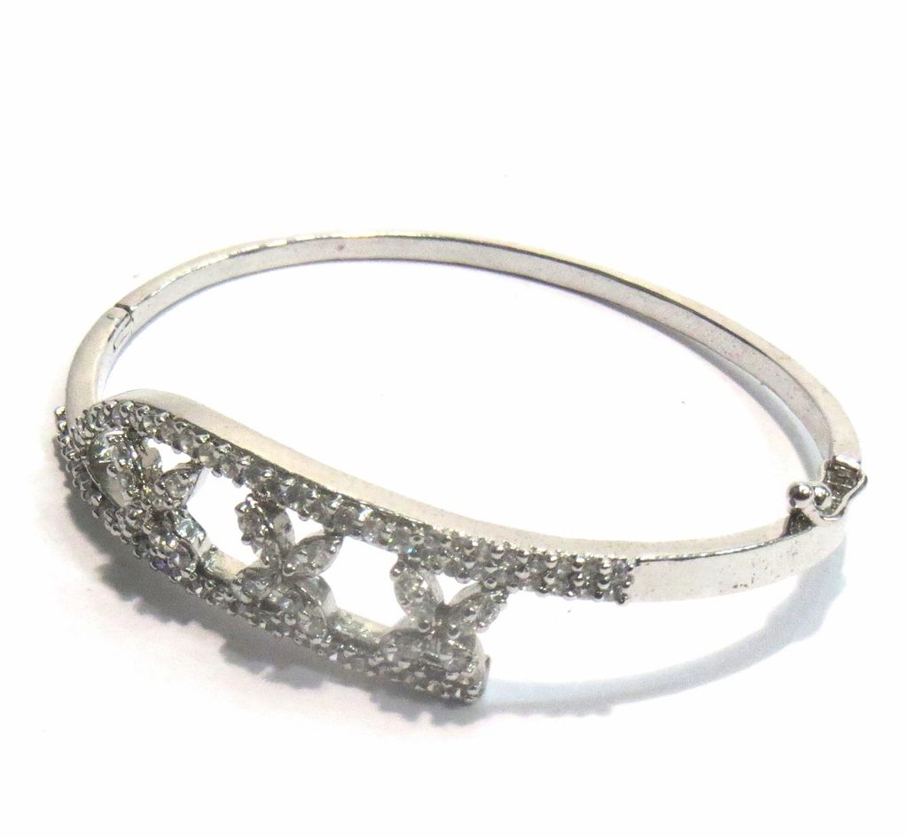 Jewelshingar Jewellery Shingar Jewellery Silver Plated Bracelets For Women ( 39729-bcad )