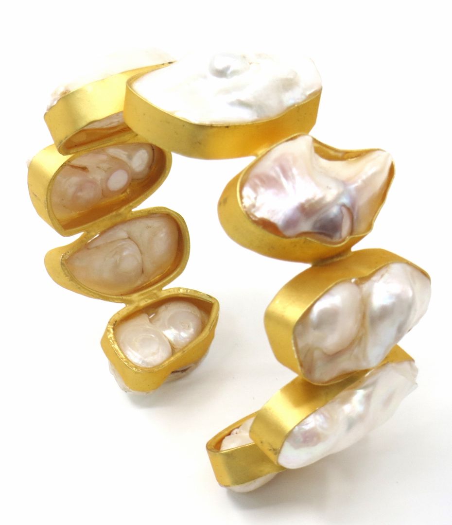 Jewelshingar Jewellery Fine Semi Precious Pearls Bracelet For Women ( 53361URVA )