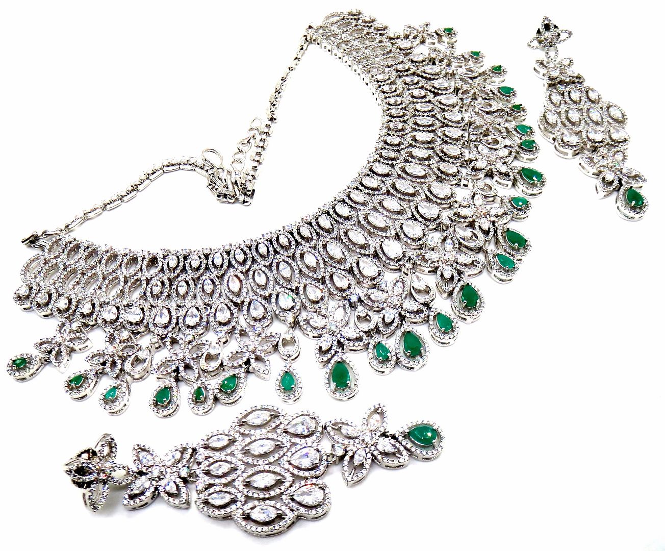 Jewelshingar Jewellery Green Colour Necklace For Women ( 54346NAD )