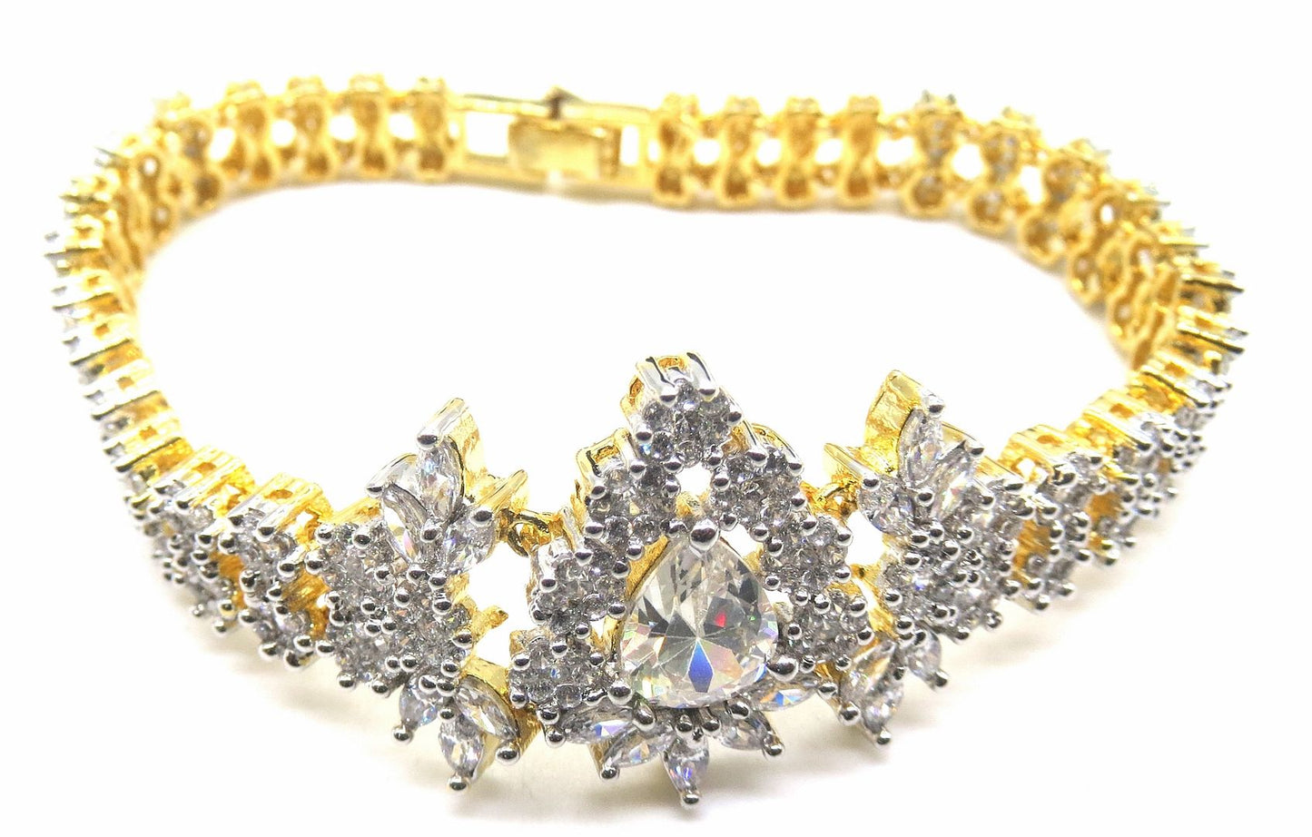 Jewelshingar Jewellery clear Bracelet For Women ( 54621CBD )