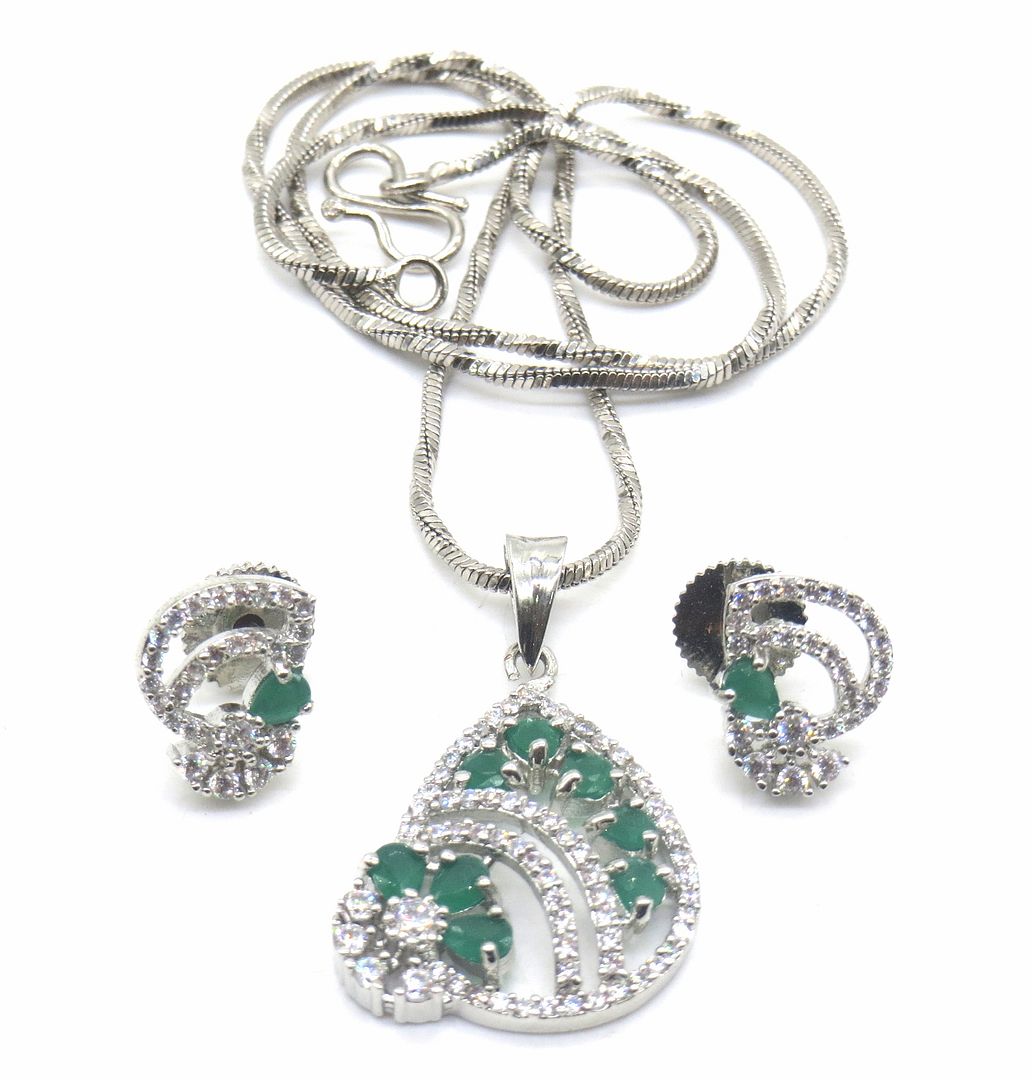 Jewelshingar Jewellery green Colour Pendant Set For Women ( 54706PSD )