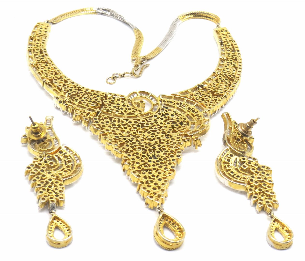 Jewelshingar Jewellery Gold Colour Necklace For Women ( 55930NAD )