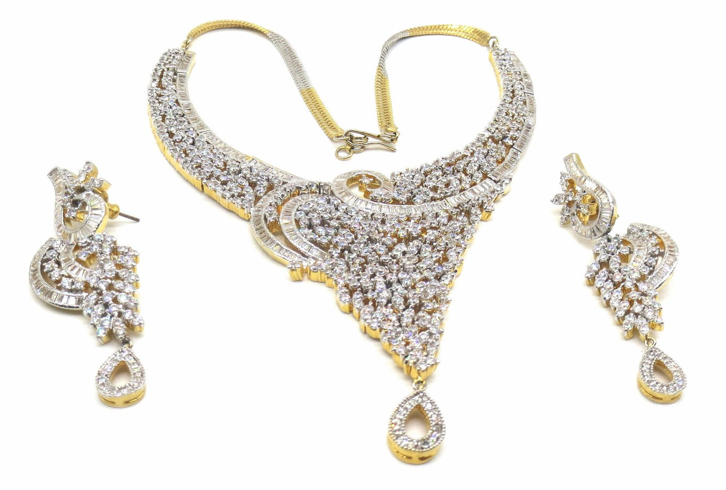 Jewelshingar Jewellery Gold Colour Necklace For Women ( 55930NAD )