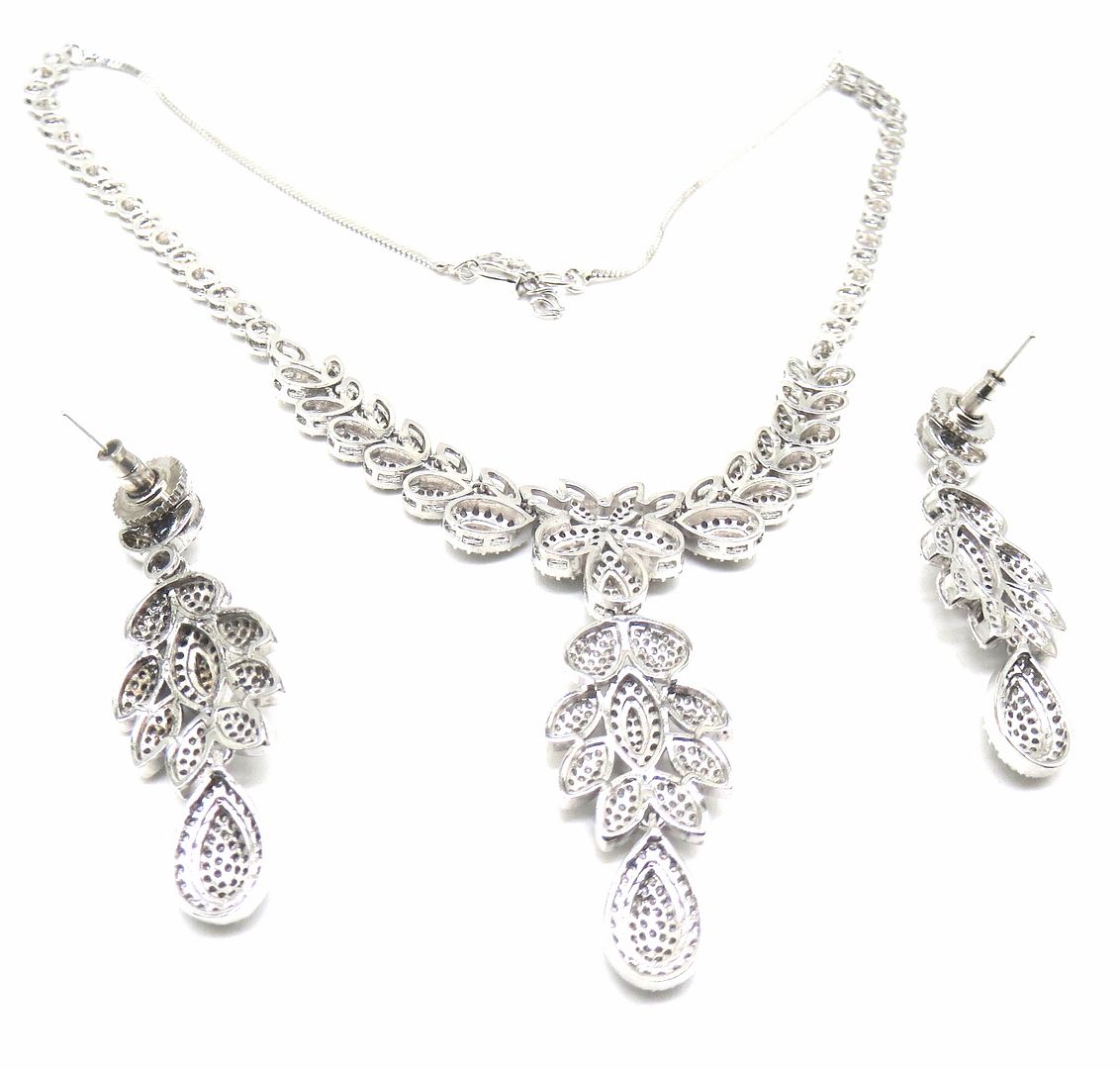 Jewelshingar Jewellery Silver Colour Necklace For Women ( 55998NAD )