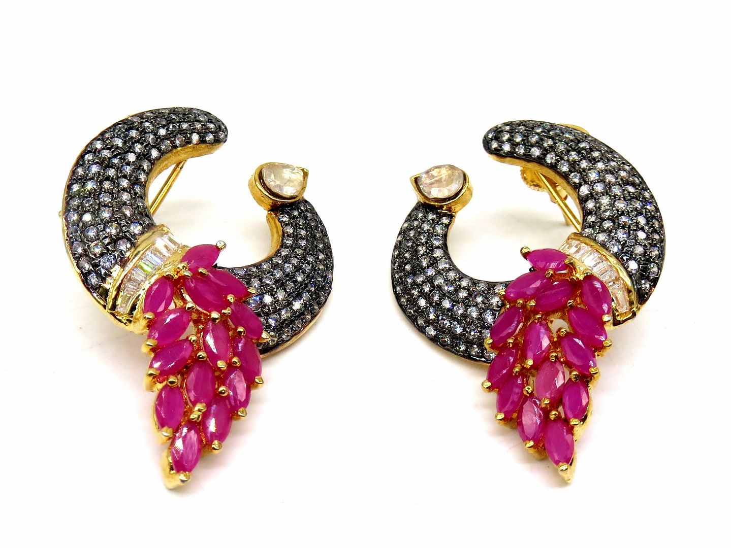 Jewelshingar Jewellery Gold Plated Red Colour Earrings For Women ( 56213EAD )