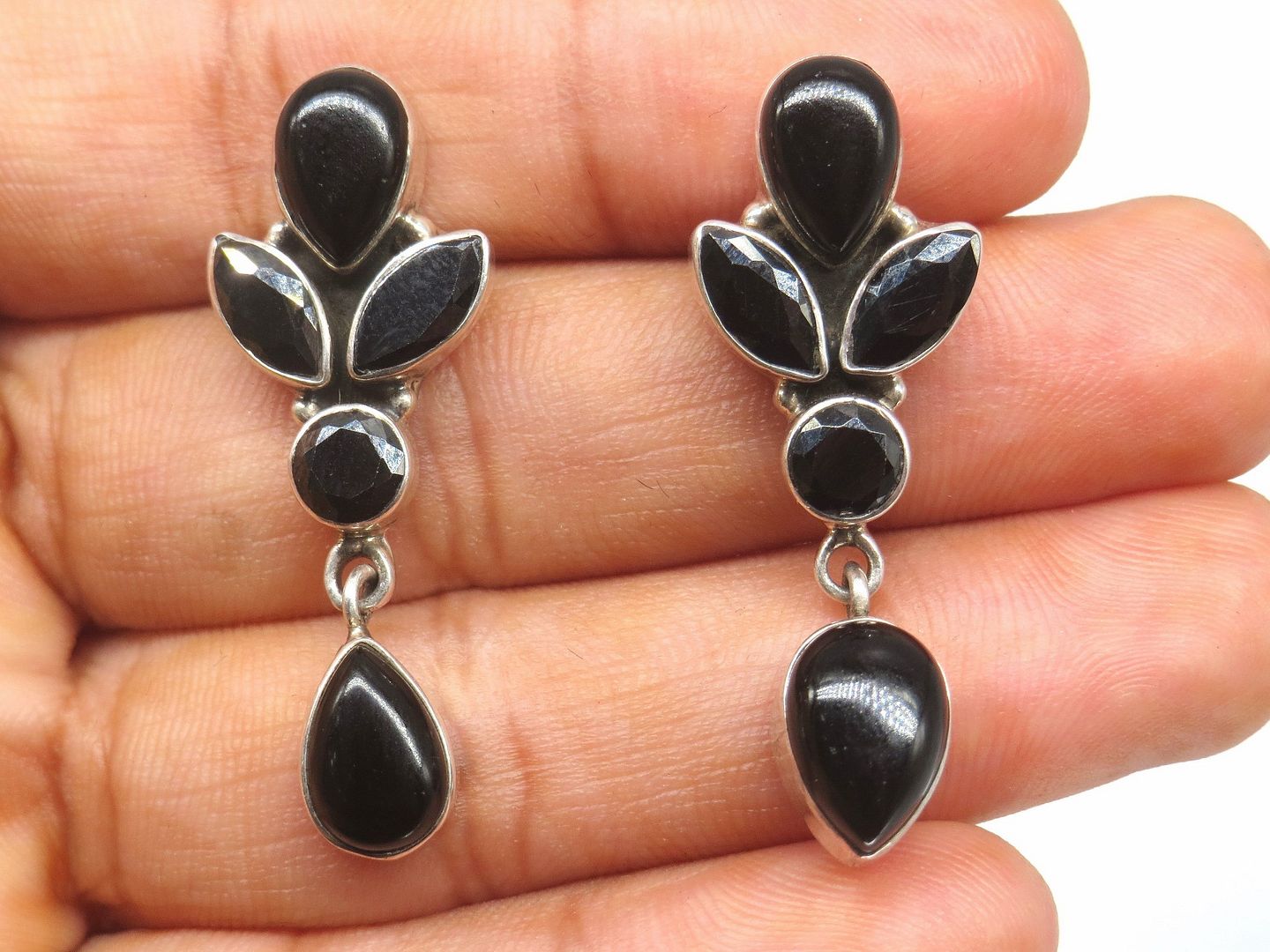 Jewelshingar Jewellery 925 Sterling Silver Plated Black Colour Earrings For Women ( 57545SSE )