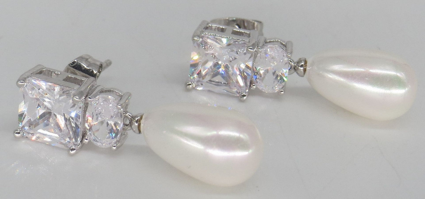 Jewelshingar Jewellery Silver Plated Swarovski Diamond Earrings For Women ( 59538SPS )