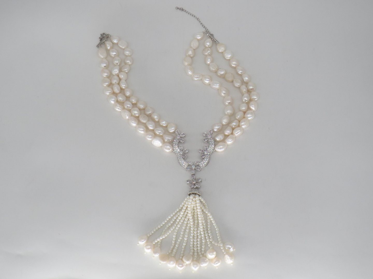 Jewelshingar Jewellery Fine Antique Polki Kundan Silver Plated Clear Colour Necklace For Women ( 62621SPN )