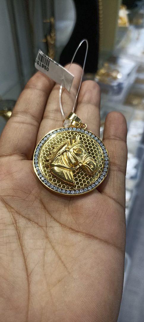 GOLD FORMING 2 INCH LOCKET PENDANT BY CHOKERSET P7654342