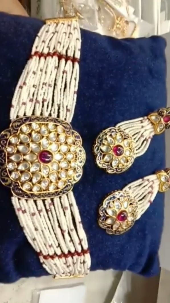 Kundan Necklace In Ruby Colour And Gold Plating By Chokerset NKWA0019