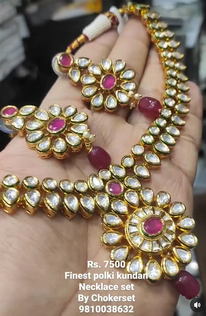 Kundan Necklace In Ruby Colour And Gold Plating By Chokerset NKWA0071
