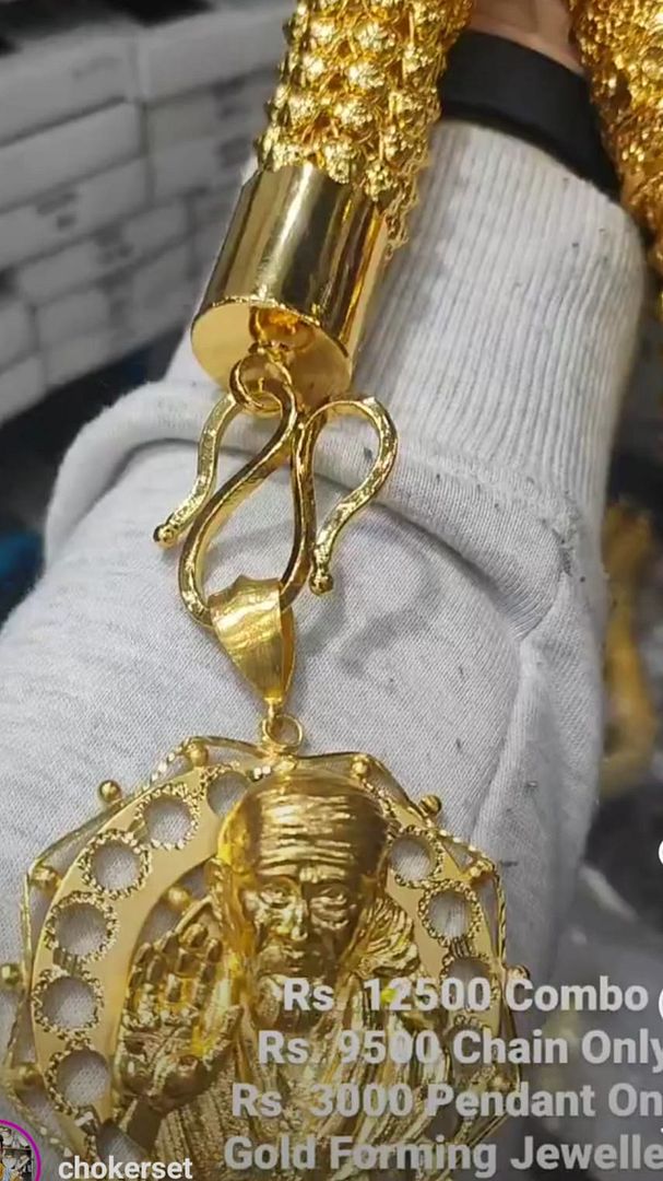 Gold Forming Chain Pendant Combo By Chokerset CPWA0081
