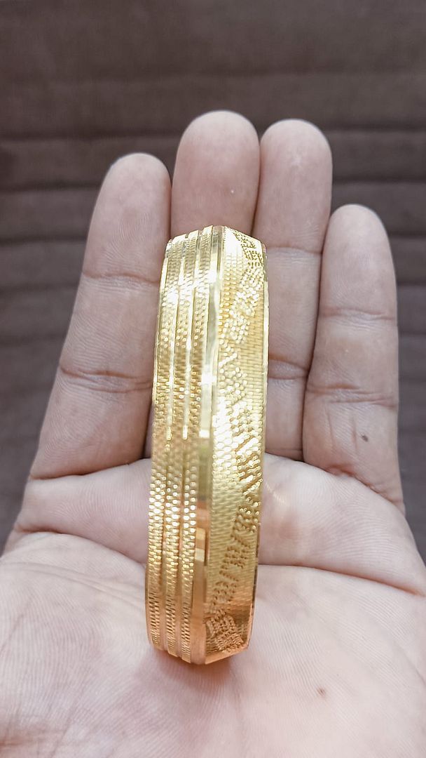 Gold Forming Gents Kada For Men 16.5 Gram* 30 MM-Plating Gold GFGK22